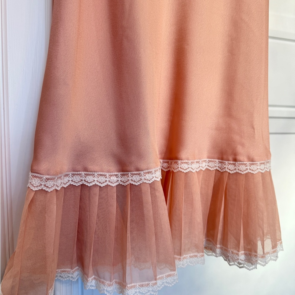 Victoria’s Secret Lace Babydoll 2000s Peach Pink Slip Large Festival - Picture 2 of 5